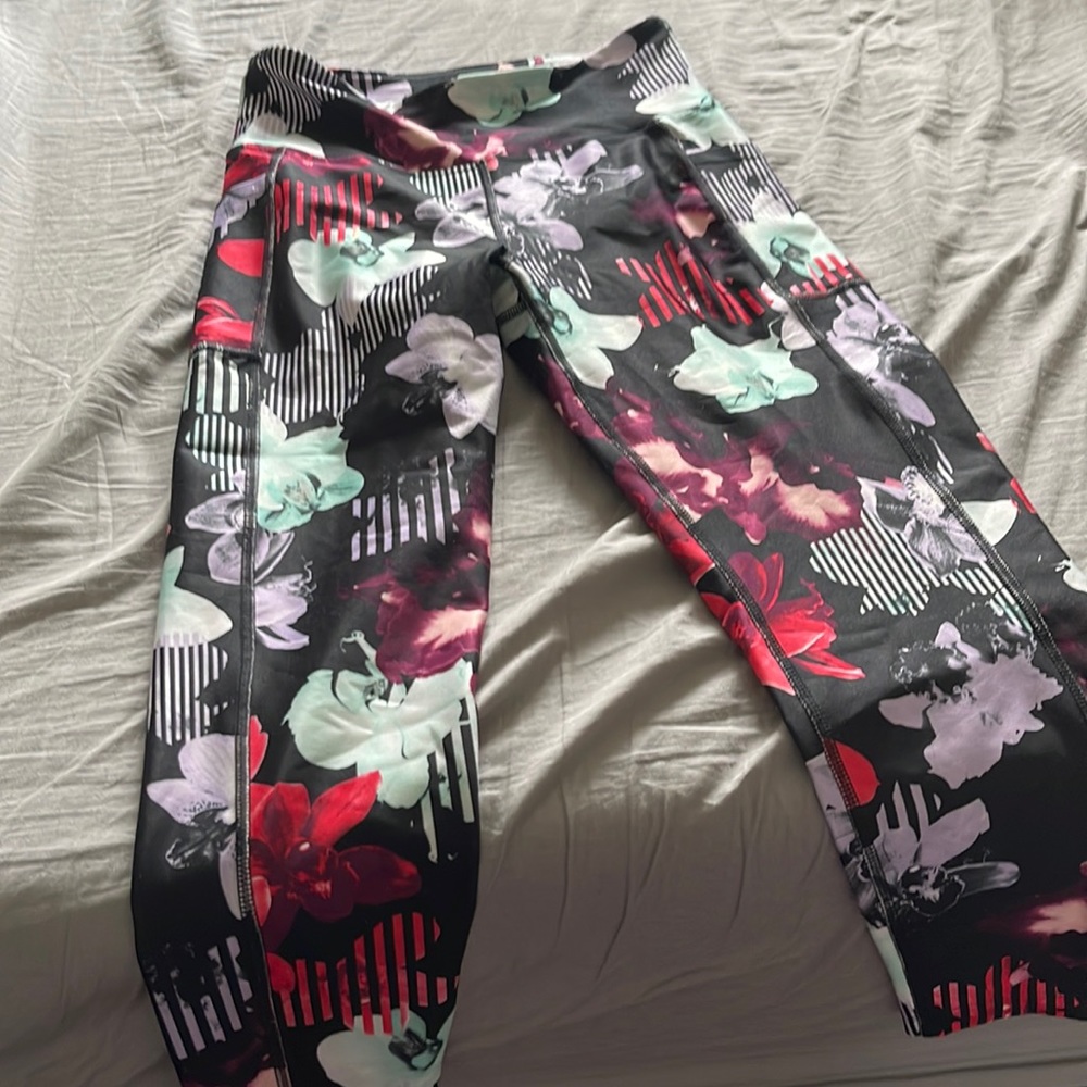 Marika Black and Floral Yoga Pants size Medium